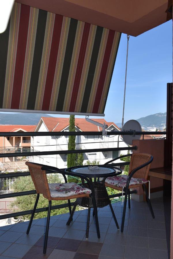 Apartments Scepanovic Tivat Bagian luar foto