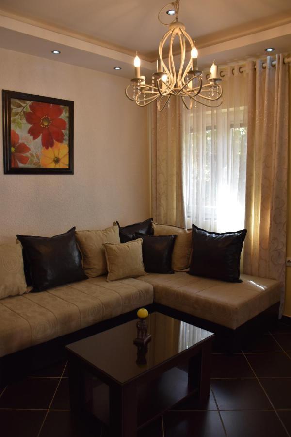 Apartments Scepanovic Tivat Bagian luar foto