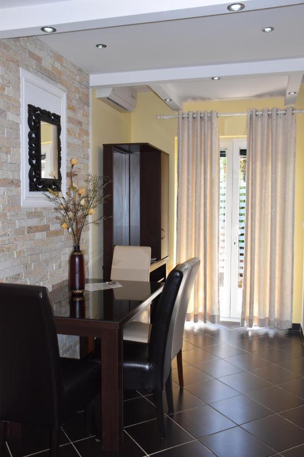 Apartments Scepanovic Tivat Bagian luar foto
