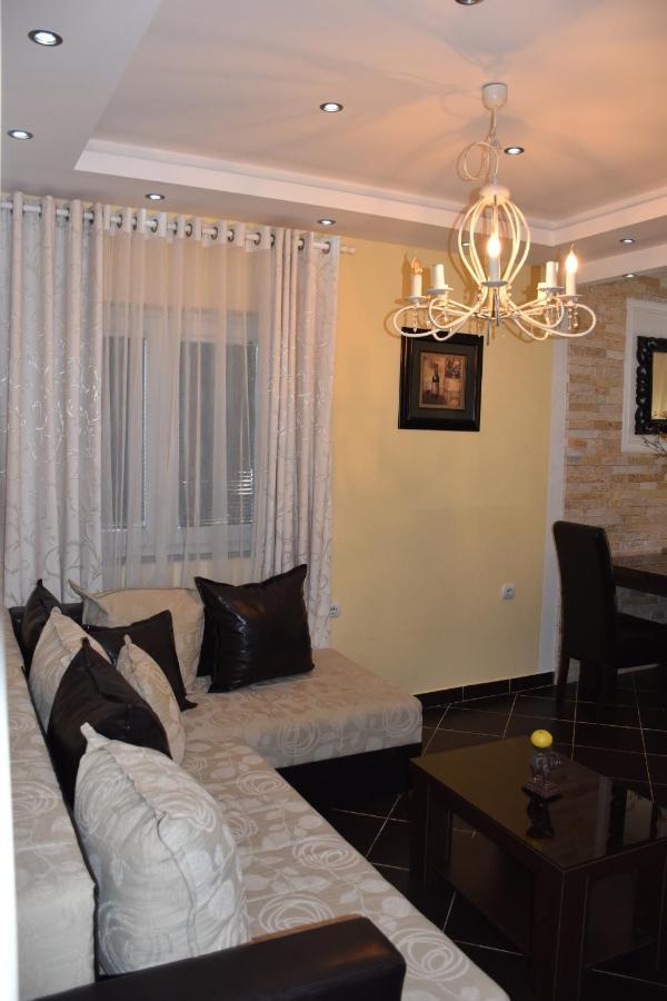 Apartments Scepanovic Tivat Bagian luar foto