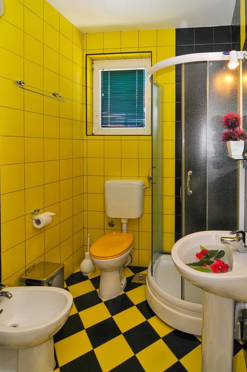 Apartments Scepanovic Tivat Ruang foto
